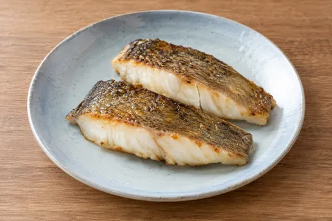 マコガレイの骨取り身塩焼きのAI生成イメージ